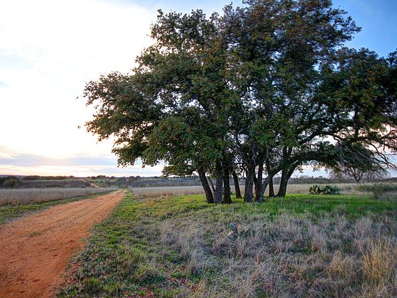 4th image of 1510 County Road 403
