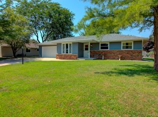 2236 Commons Ave, Janesville, WI 53546