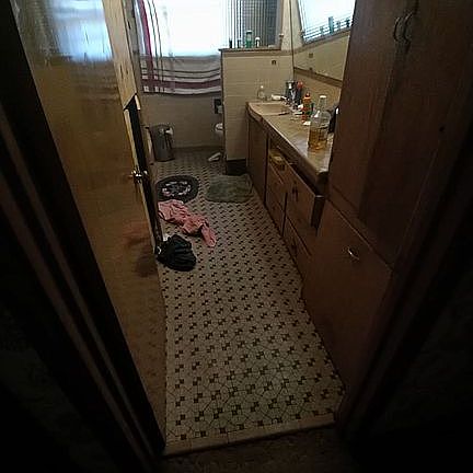 5th image of 624 N Gaines Ave #1520
