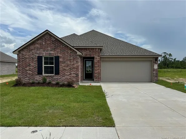 2220 Savannah View Dr, Lake Charles, LA 70607