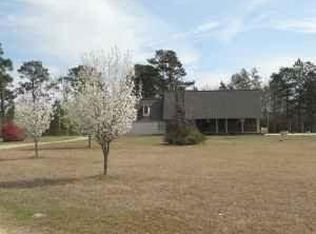 308 Arthur Lowe Rd, Lumberton, MS 39455