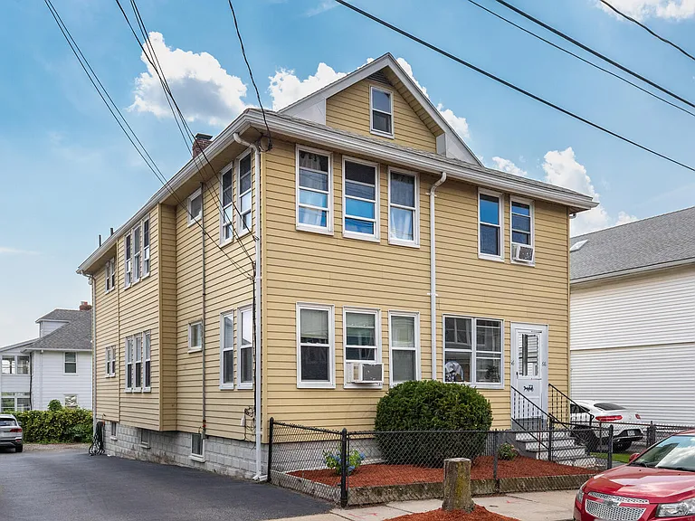 68 Putnam Rd — Photo 1