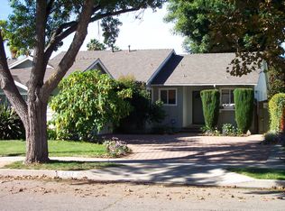 6637 Whitman Ave, Van Nuys, CA 91406