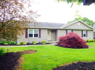 1137 Middleboro Rd, Oregonia, OH 45054