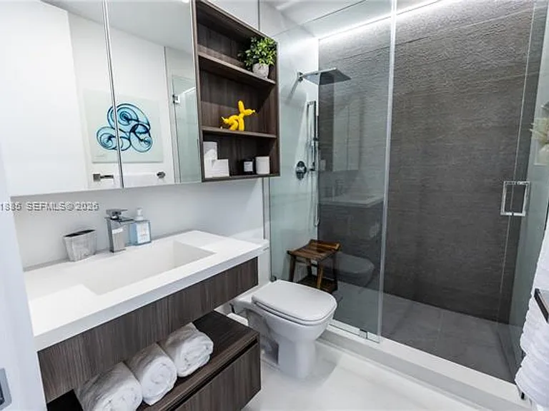 3600 Mystic Pointe Dr #114 — Photo 17