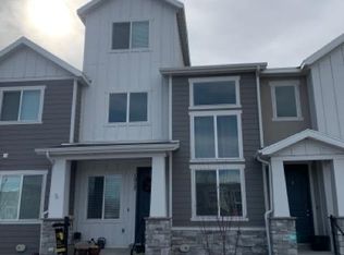 1217 W Bronc Way, Bluffdale, UT 84065