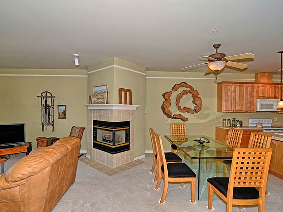 4th image of 23009 Lakeview Dr Unit B302