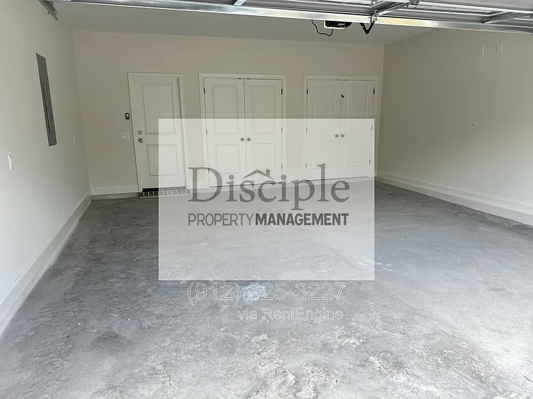 15 Ennis Rd — Photo 46
