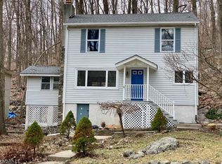 5 Wenatchee Rd, Highland Lakes, NJ 07422