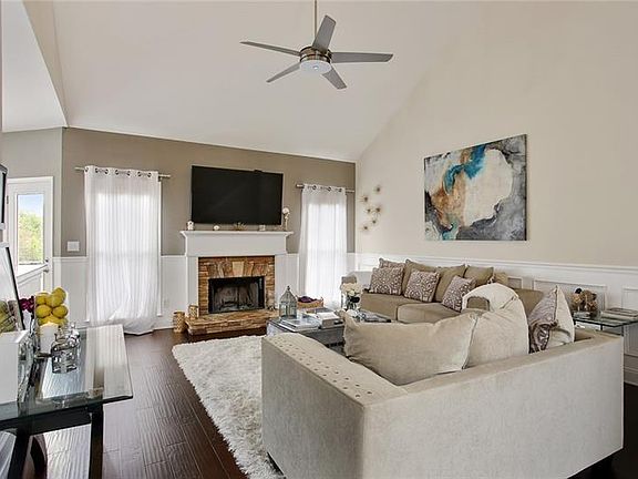 5th image of 2936 Montview Dr SW