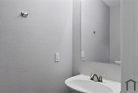 2740 Windswept Ln — Photo 20
