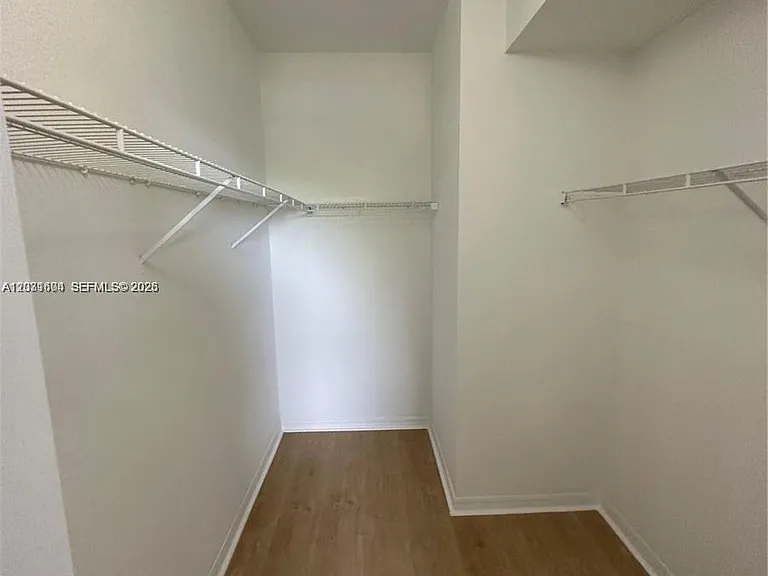 10945 NW 43rd Ln #10945 — Photo 7