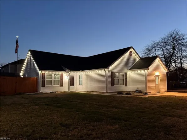 176 Ashford Dr, Suffolk, VA 23434