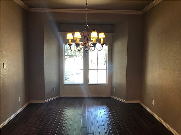 2nd image of 8820 Royal Oaks Dr