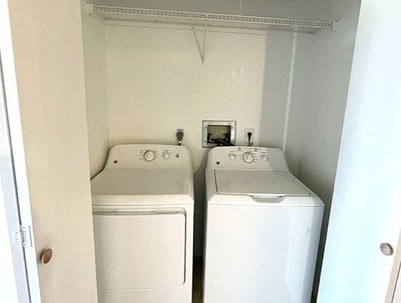 5th image of 934 Broadway St #103