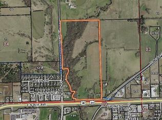 1005 E Highway 24 #40, Tonganoxie, KS 66086