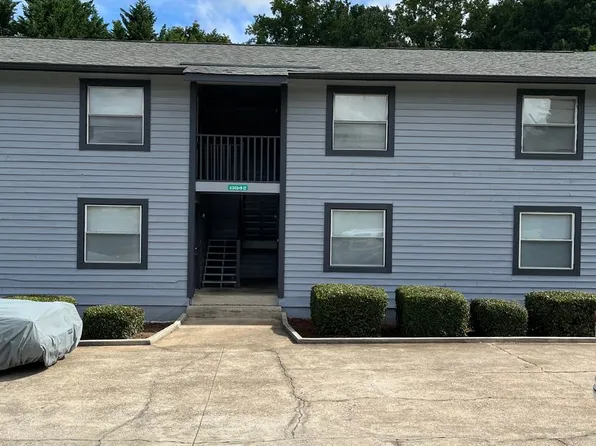 Carlton Commons Apartments, 4345 Oakwood Rd #12, Oakwood, GA 30566