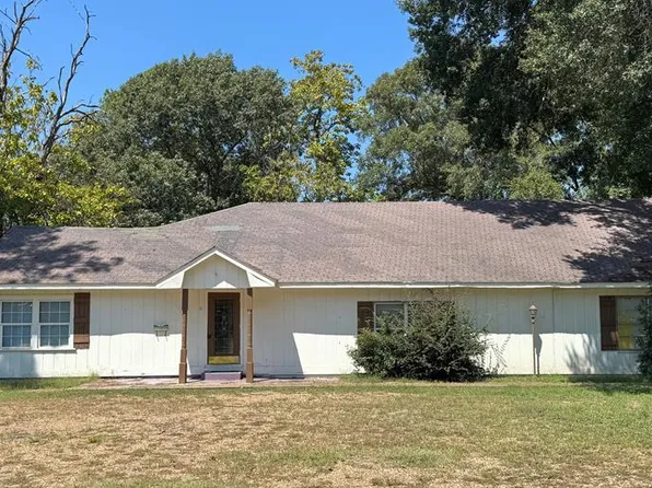 206 W Cayuga Dr, Athens, TX 75751