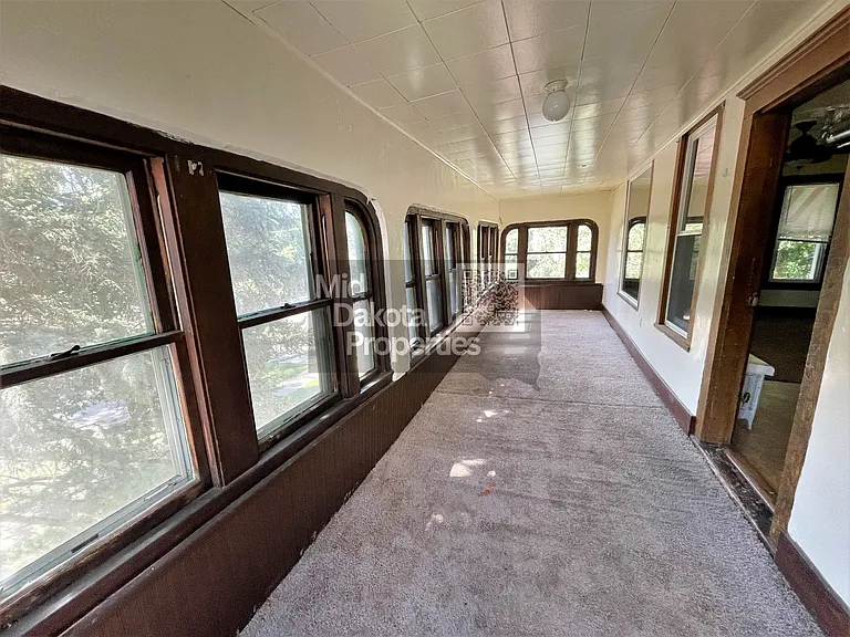 404 N Duff St — Photo 8