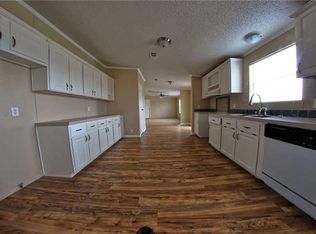 129 Thoroughbred Rd, Waxahachie, TX 75165