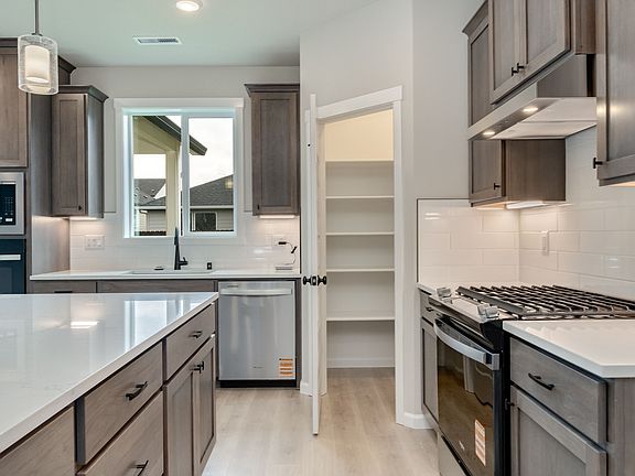 653 NW 29TH ST by Aho Construction