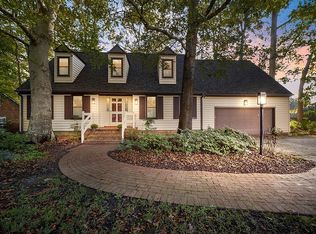 712 Oxbow Dr, Virginia Beach, VA 23464