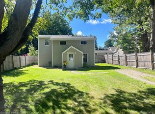 214 Woodworth St, Leslie, MI