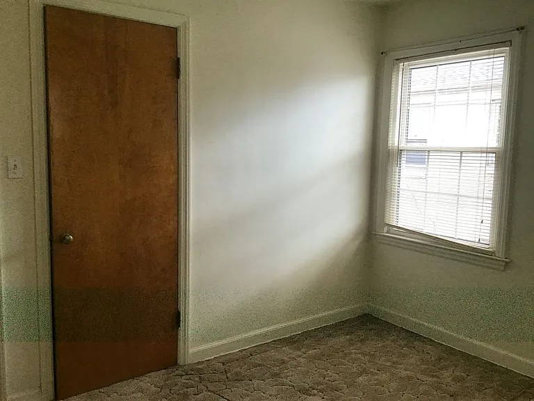 8735 W Center St — Photo 3