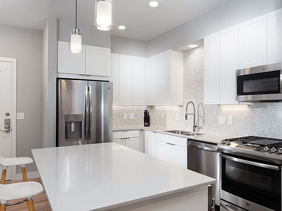 Signature Collection Kitchen