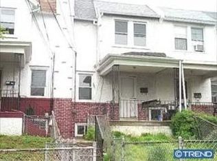 7021 Clover Ln, Upper Darby, PA 19082