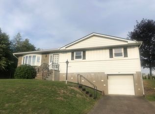 584 Milwaukee Ave, Old Forge, PA 18518