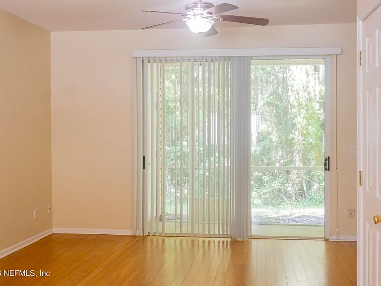 3514 Twisted Tree Ln — Photo 4