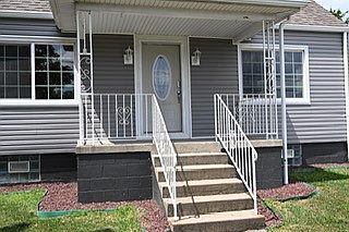 1st image of 810 York St