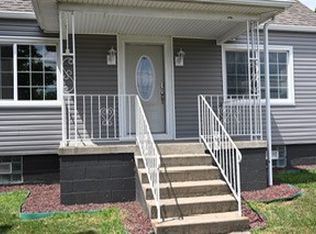 810 York St, Brownsville, PA