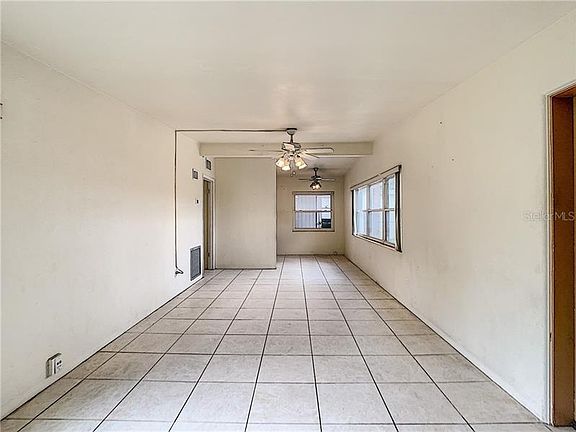 4th image of 3806 Winona Dr
