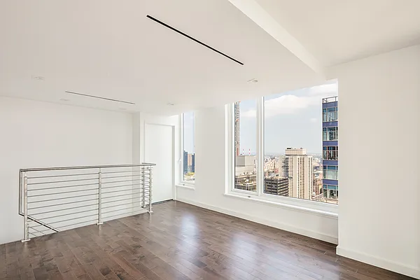 Rented by MOTION New York | media 35