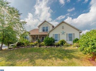 32 Hickory Ln, Bernville, PA 19506