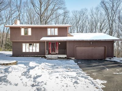 49 Glasgow Dr, Russell, MA, 01071