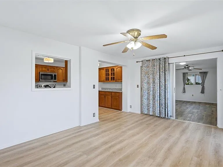 1329 Nantucket Rd — Photo 10