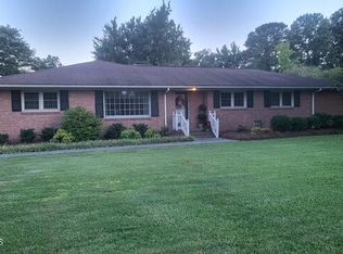 2262 Old Oak Rd, Kinston, NC 28504