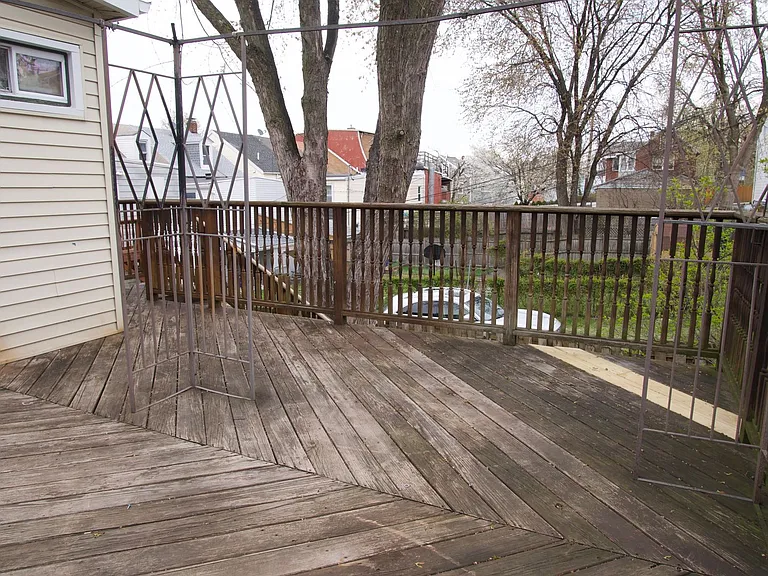 1020 Ferry St — Photo 26