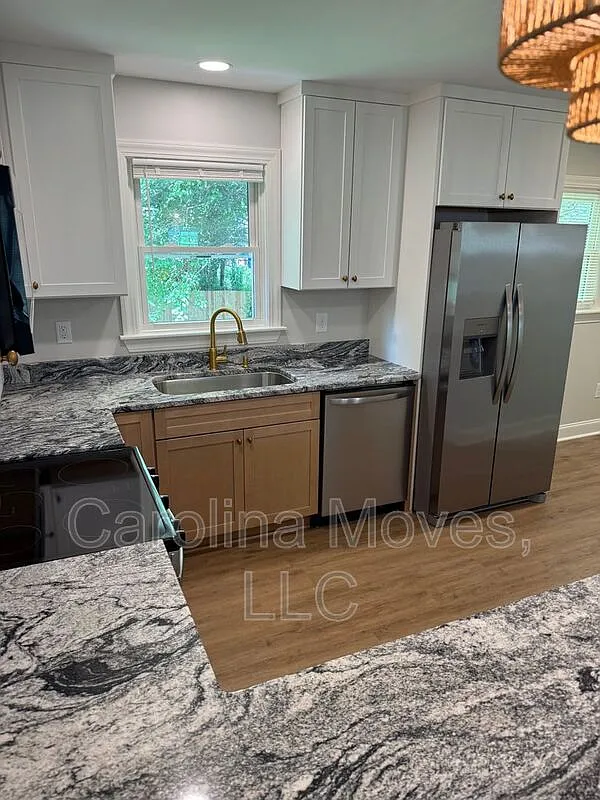 4 bed, 1.5 bath, 1056 sqft, $1,575 — Photo 3