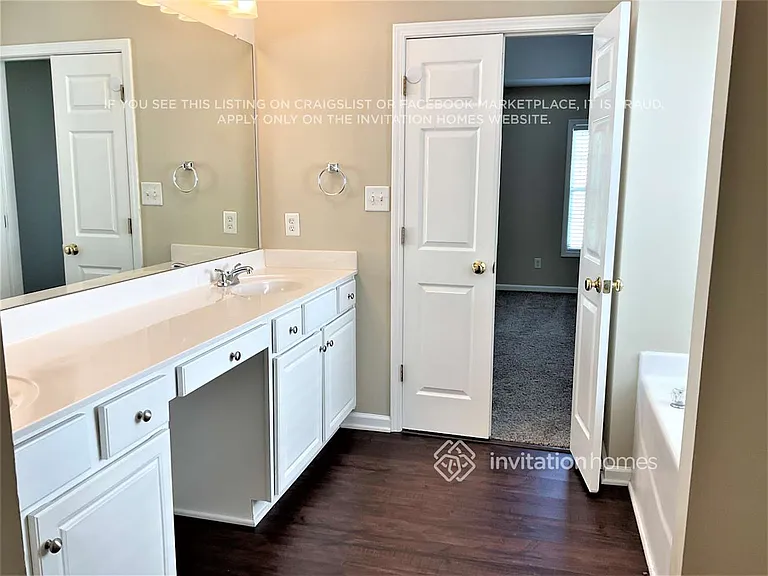 3401 Paxton Ridge Dr — Photo 12