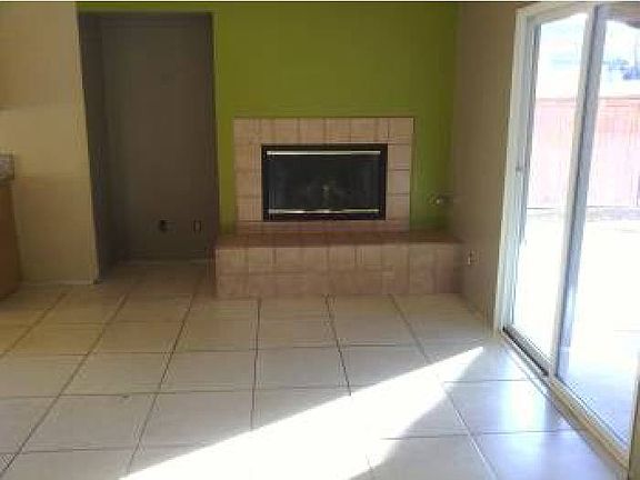 Fireside Eat-in Kitchen