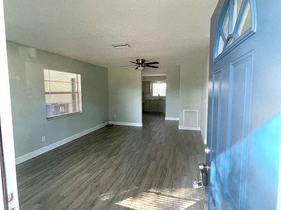 1st image of 677 51st Ave S