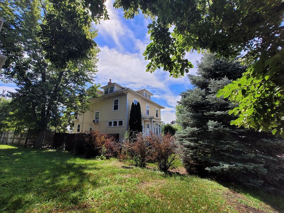 403 N Frederick Ave, Oelwein, IA 50662 Zillow