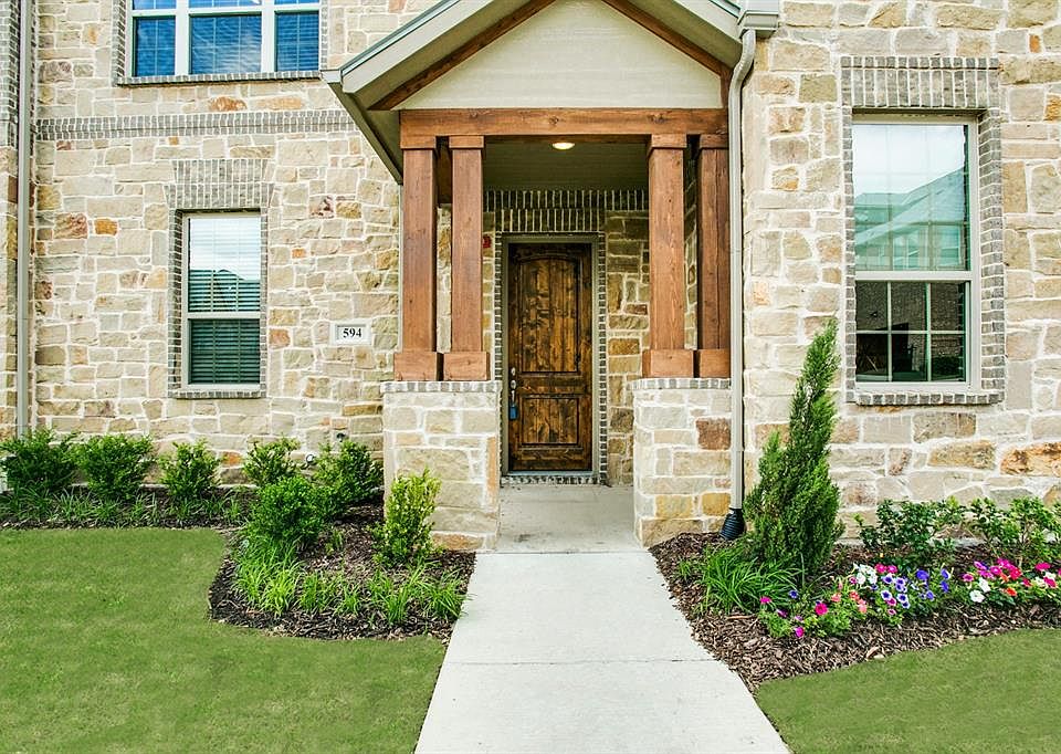 1st image of 594 Reale Dr