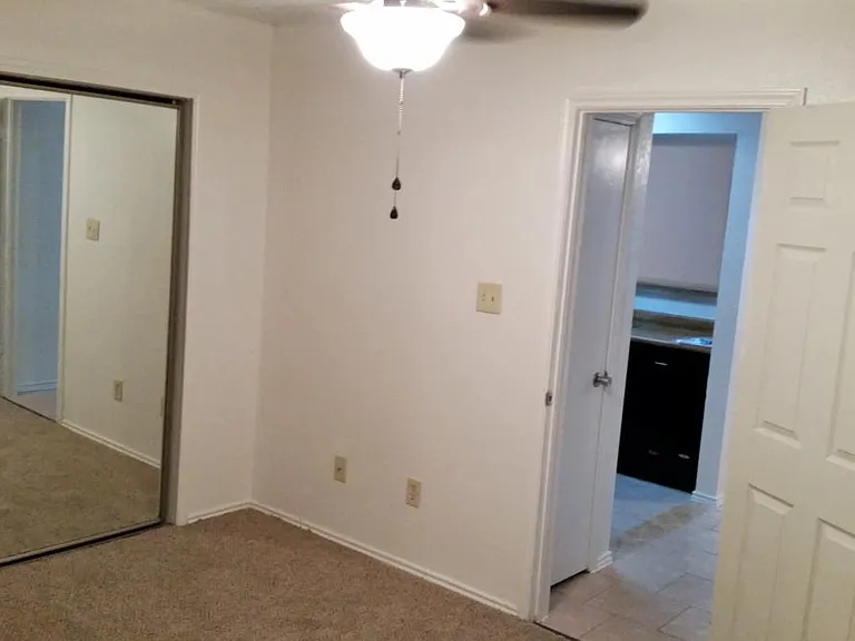 2307 Balsam Dr #L102 — Photo 9