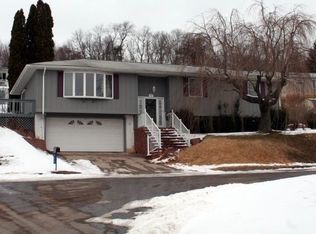 909 McGuire Rd, Bloomsburg, PA 17815