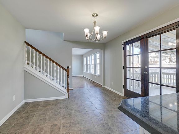 5th image of 206 Briarcotes Cir